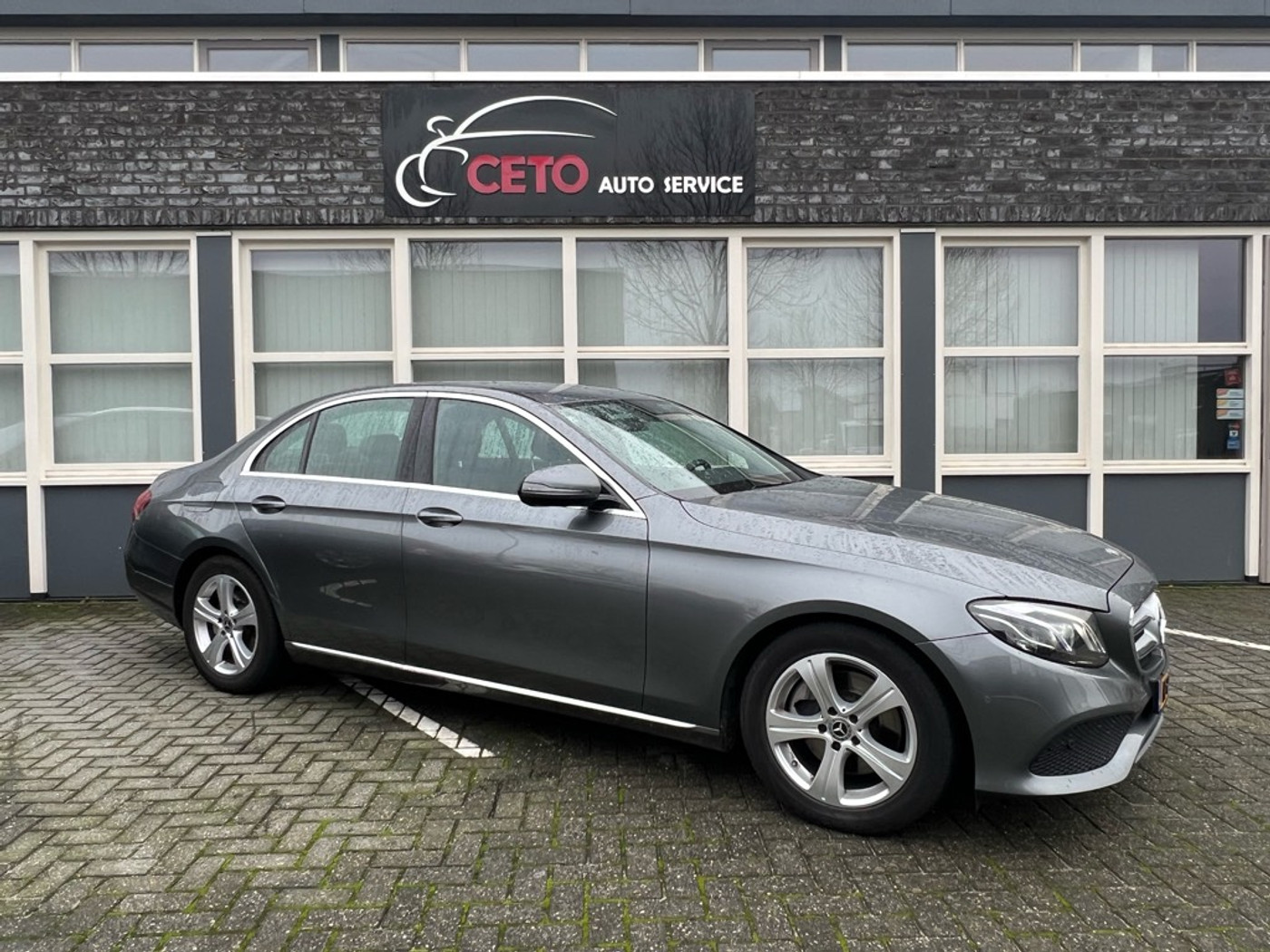 Foto van Mercedes-Benz E 250