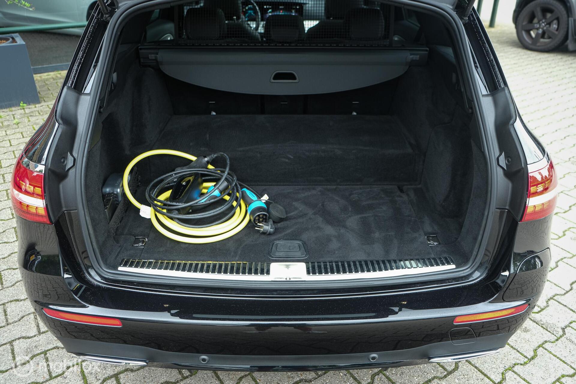 Foto van Mercedes-Benz E-klasse Estate