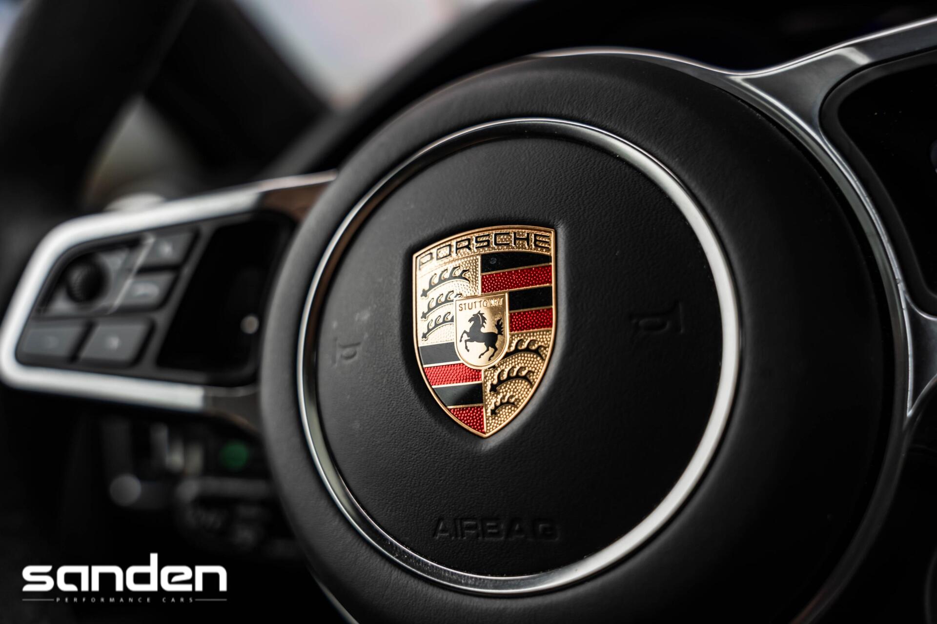 Foto van Porsche Cayenne E-hybrid