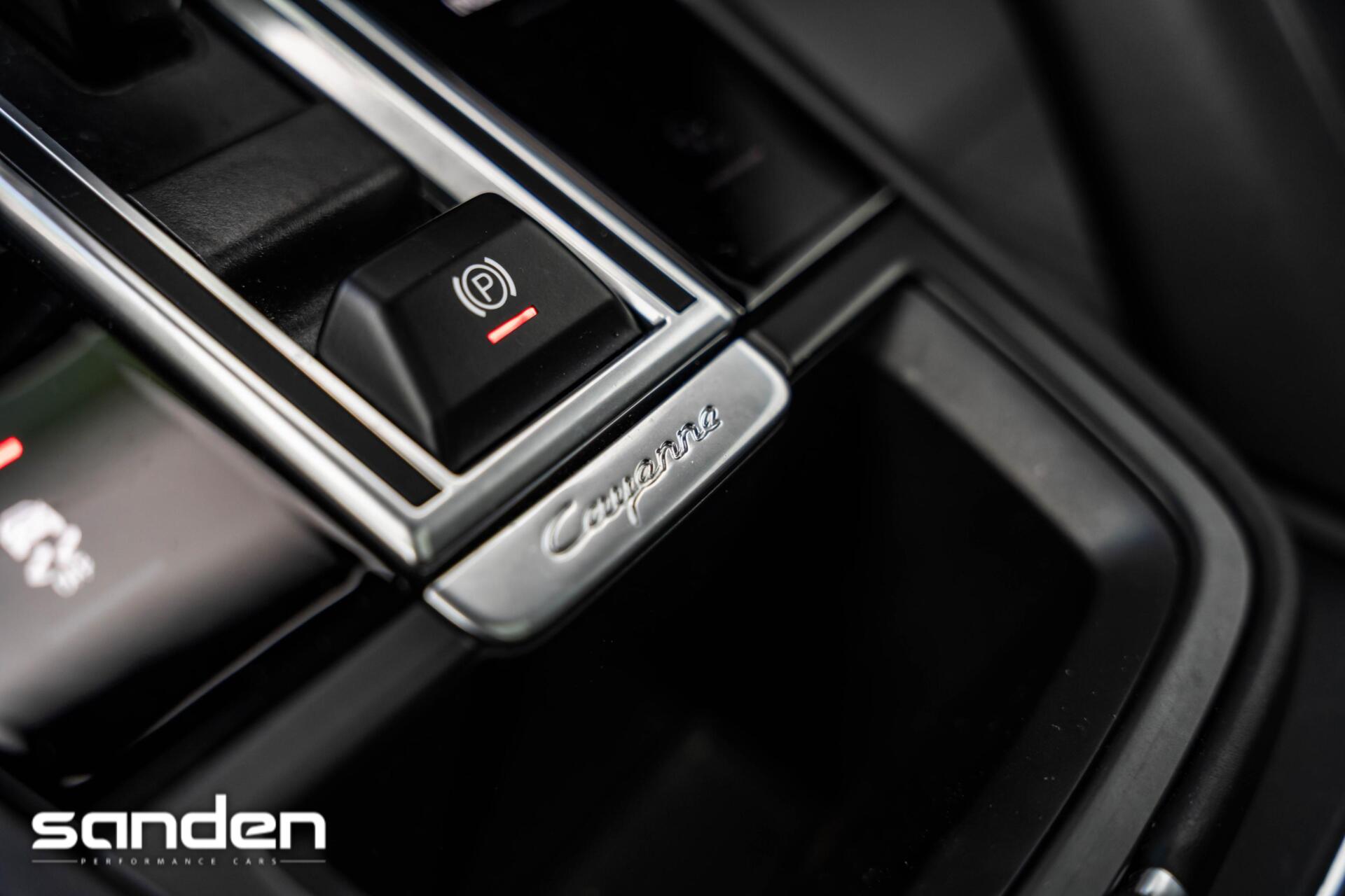 Foto van Porsche Cayenne E-hybrid