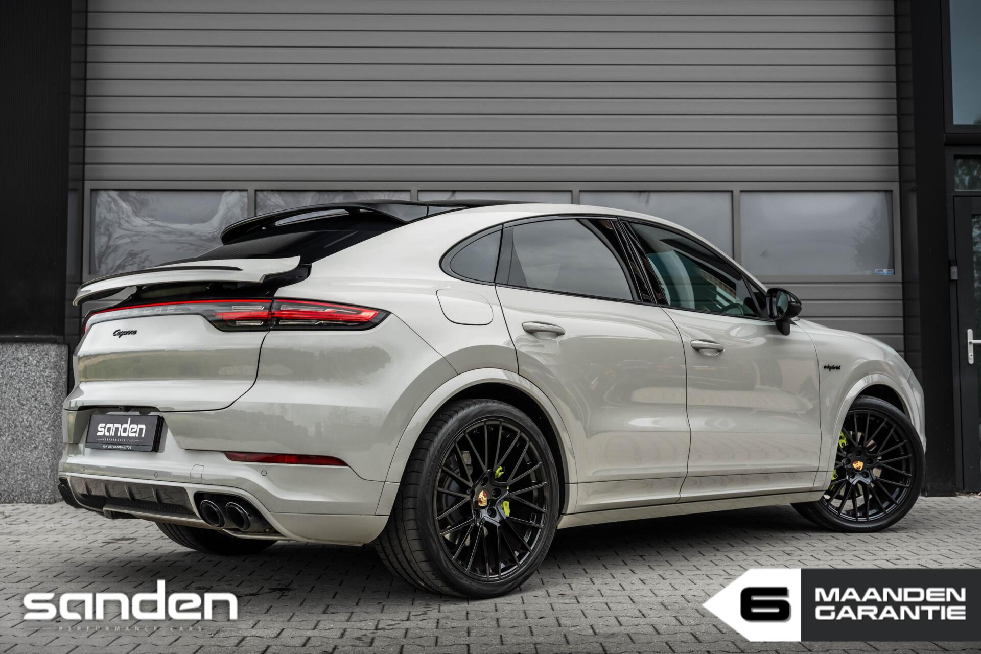 Foto van Porsche Cayenne E-hybrid