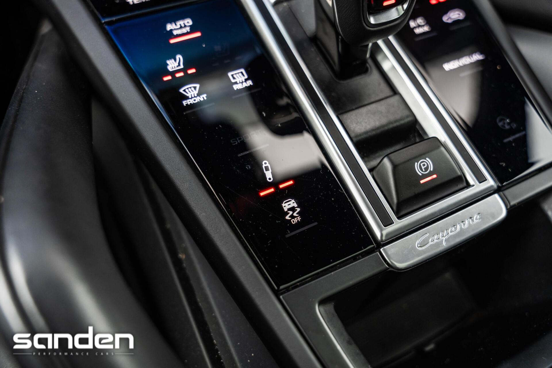 Foto van Porsche Cayenne E-hybrid