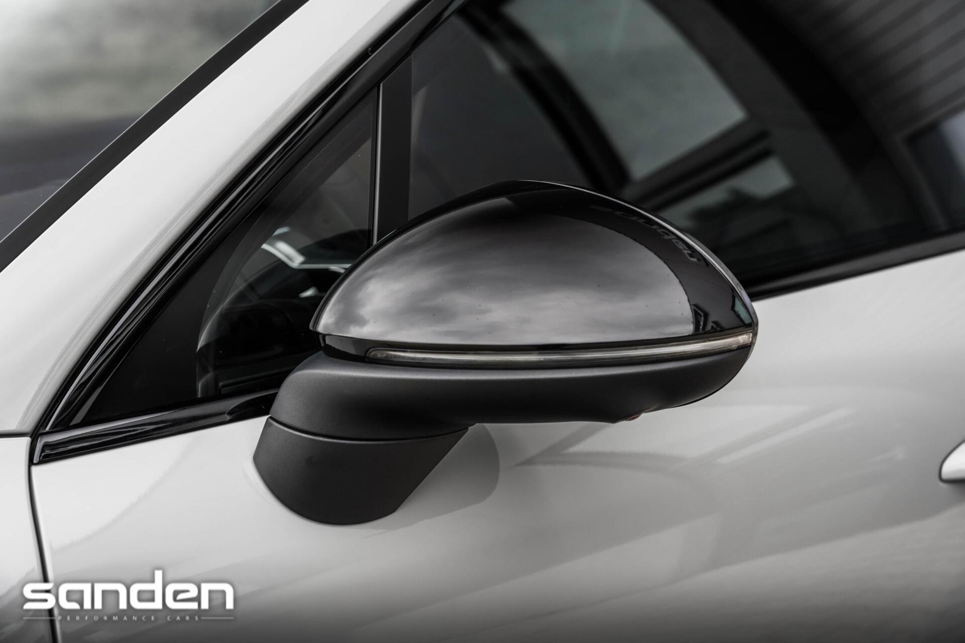 Foto van Porsche Cayenne E-hybrid