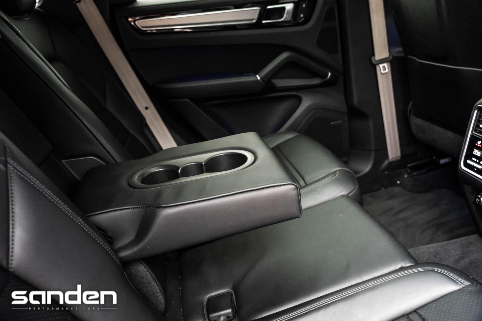 Foto van Porsche Cayenne E-hybrid