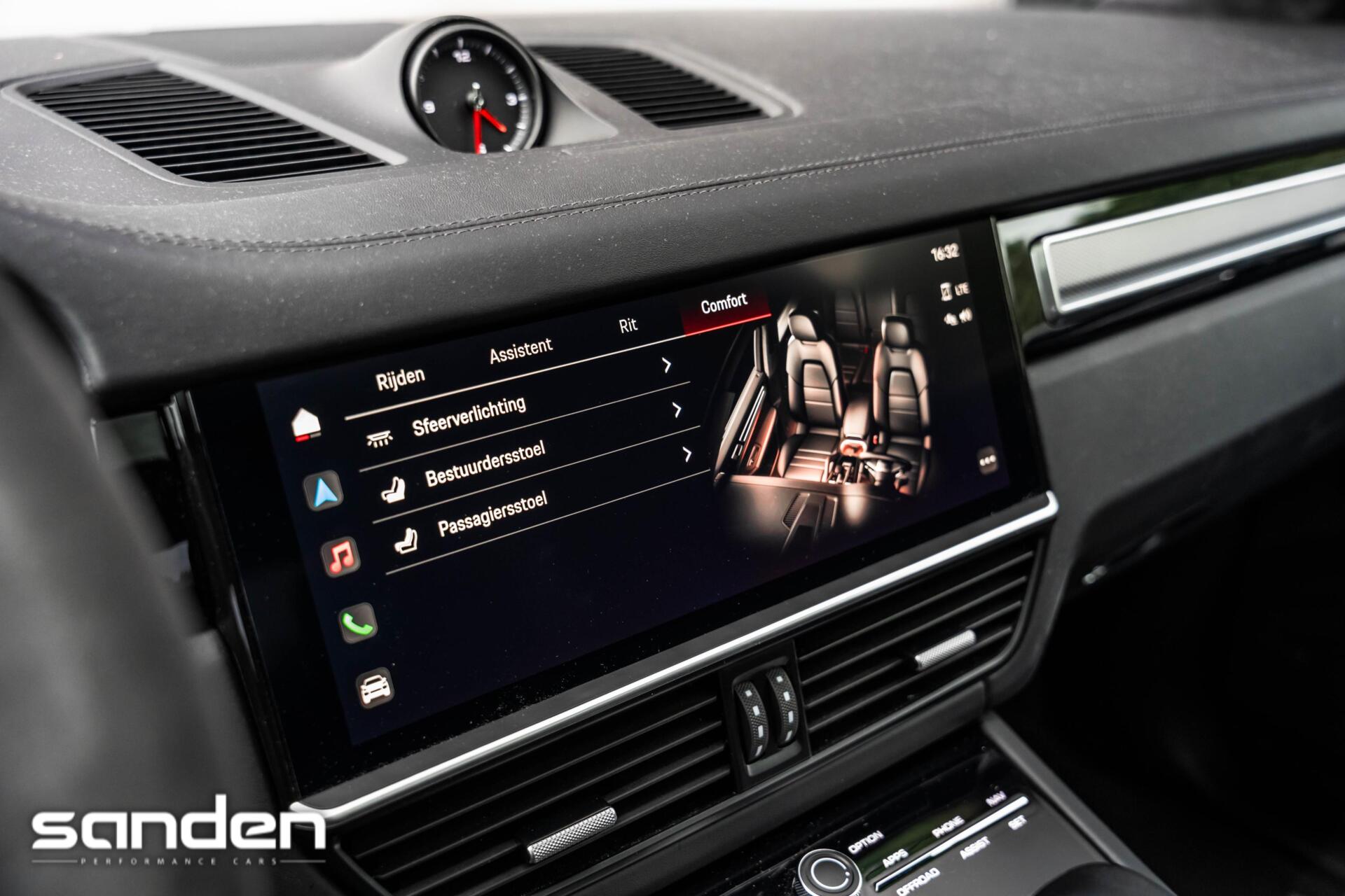 Foto van Porsche Cayenne E-hybrid