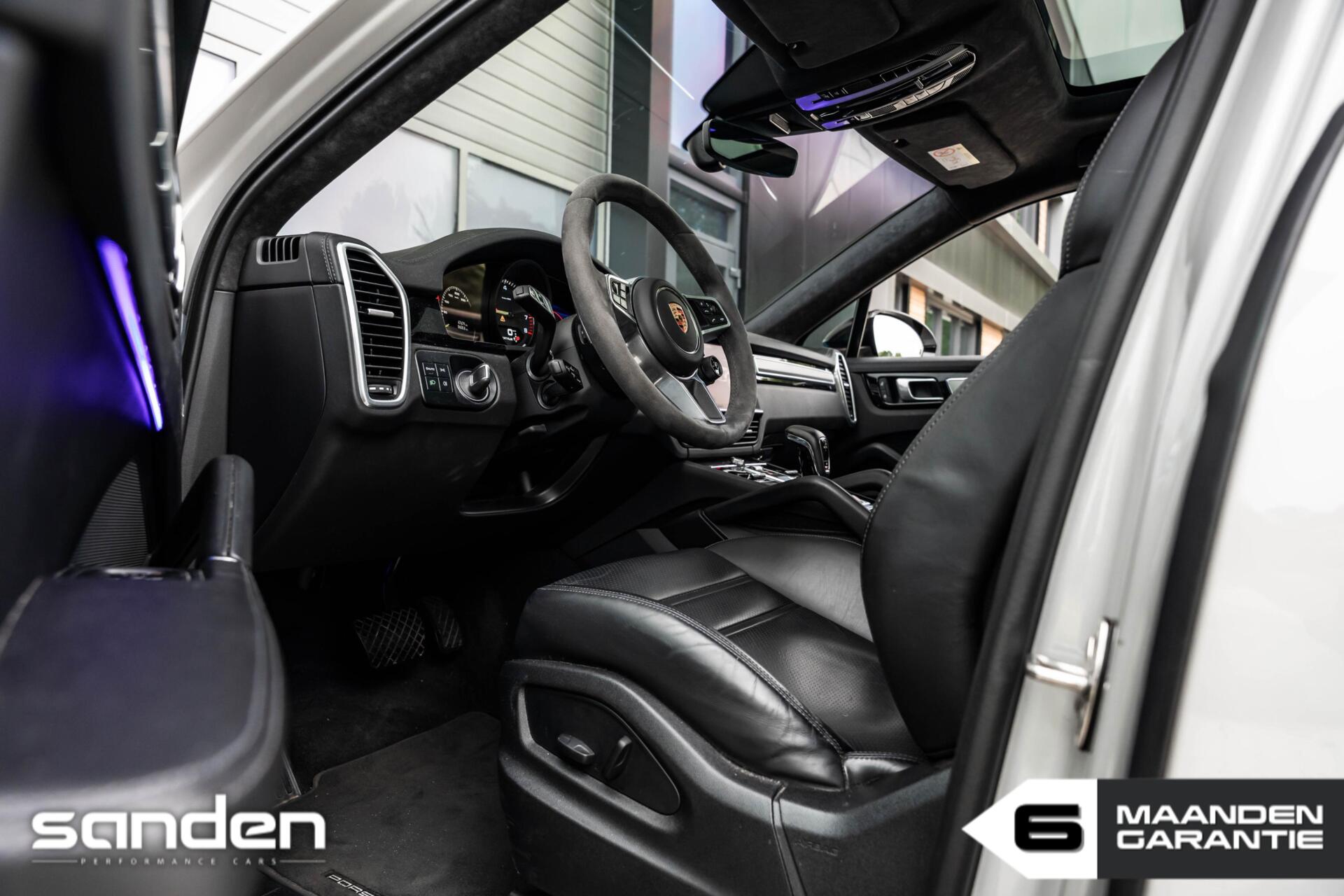 Foto van Porsche Cayenne E-hybrid