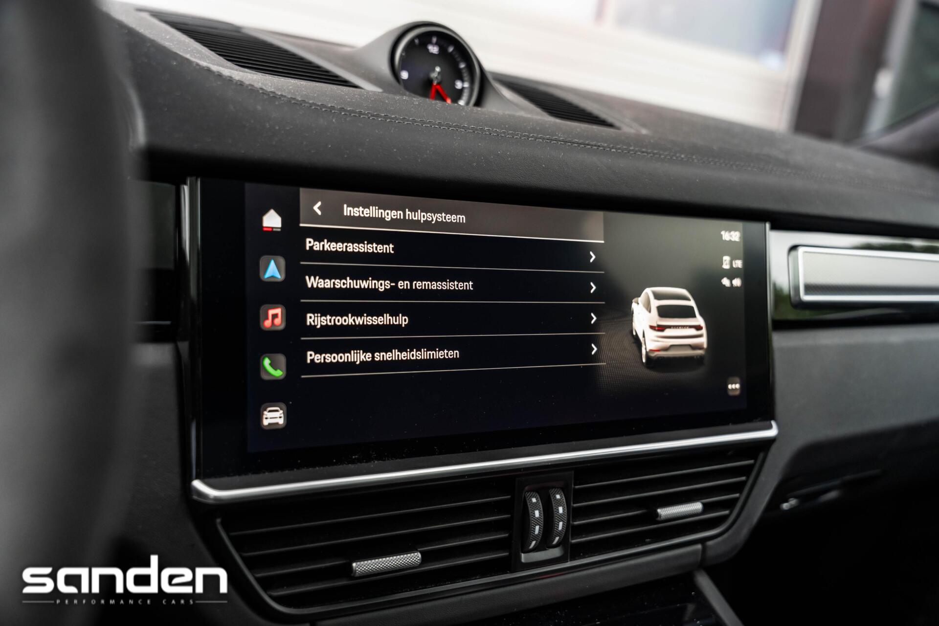 Foto van Porsche Cayenne E-hybrid