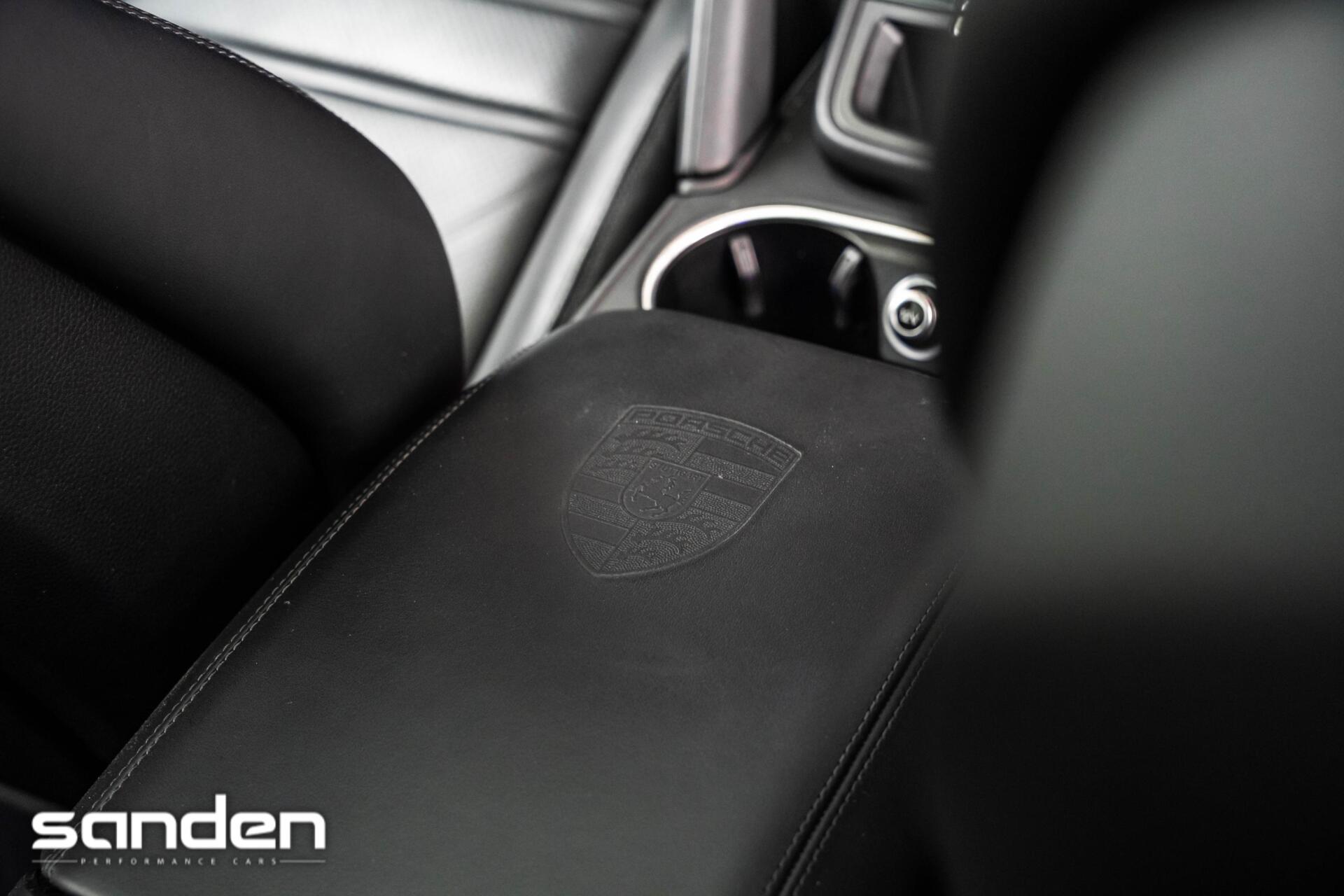 Foto van Porsche Cayenne E-hybrid