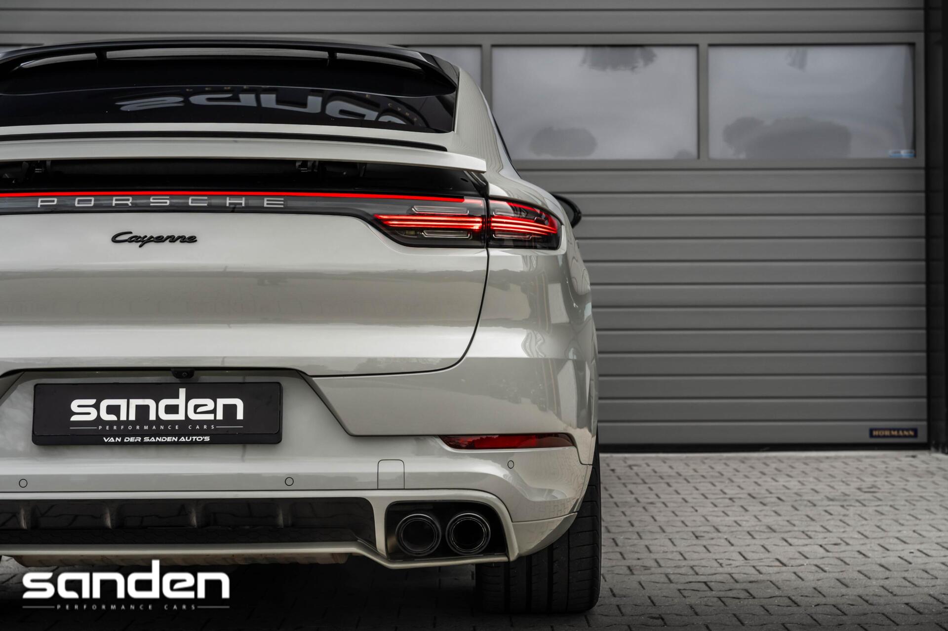 Foto van Porsche Cayenne E-hybrid