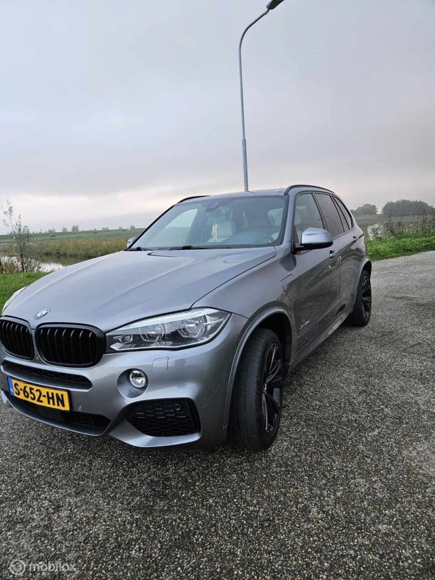 Foto van BMW X5 Xdrive40e