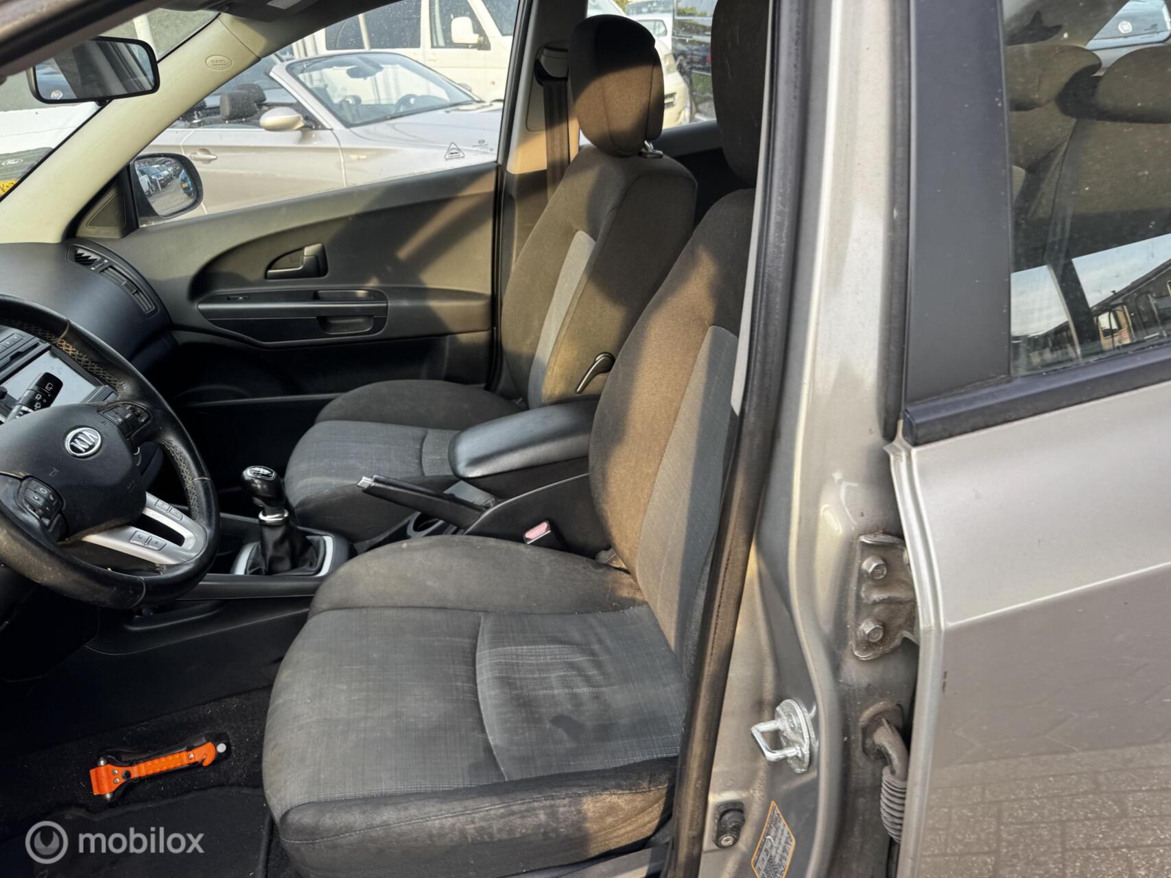 Foto van Kia Cee D