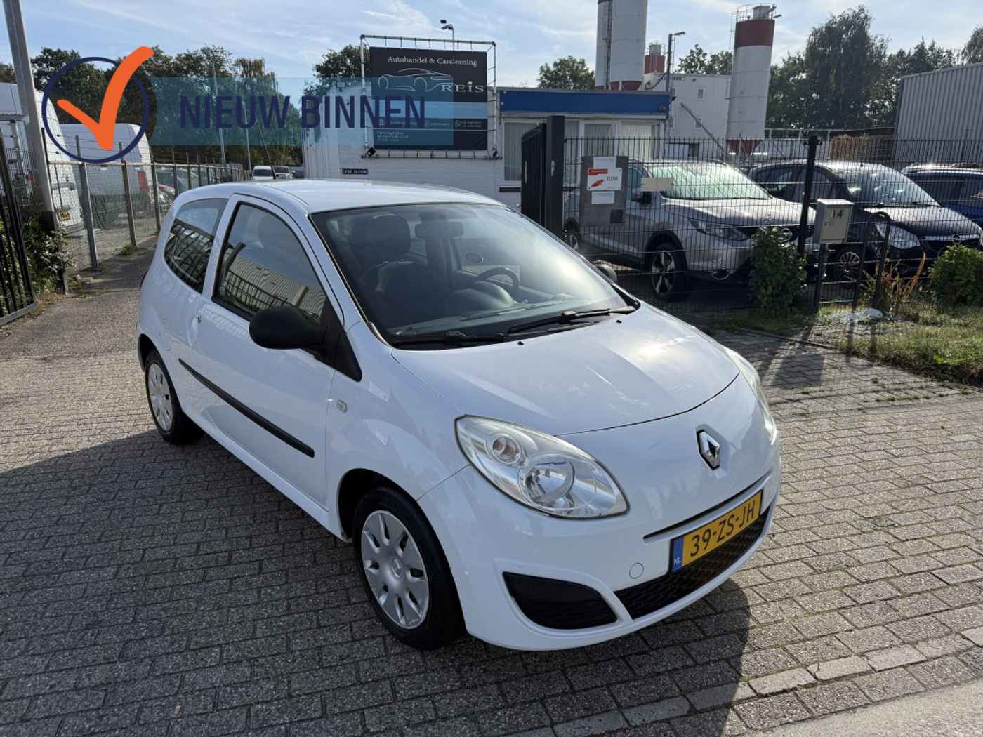 Renault Twingo 1.2 Authentique*AIRCO*DEALERONDERHOUDEN* 2008 - voorkant