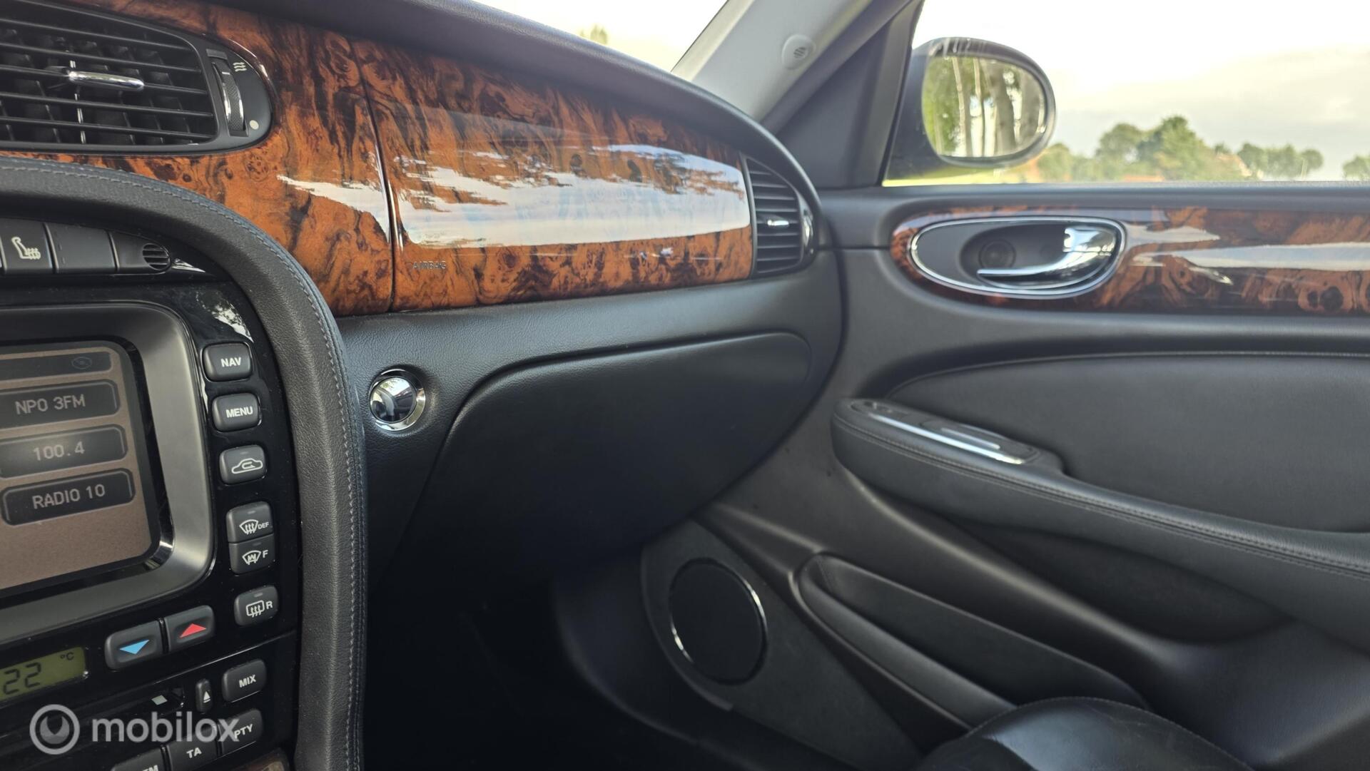 Foto van Jaguar XJ