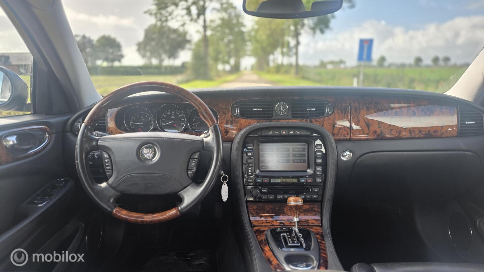 Foto van Jaguar XJ