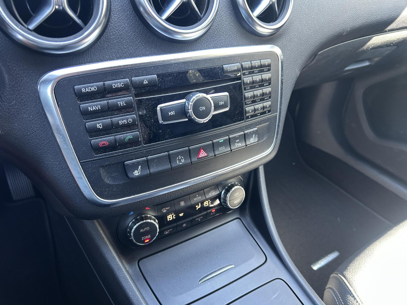 Foto van Mercedes-Benz A 180