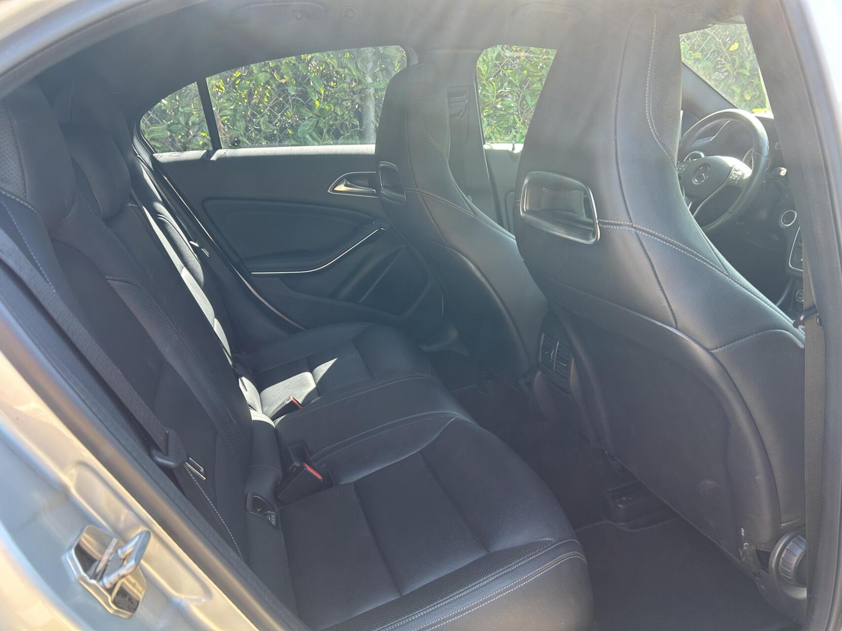 Foto van Mercedes-Benz A 180