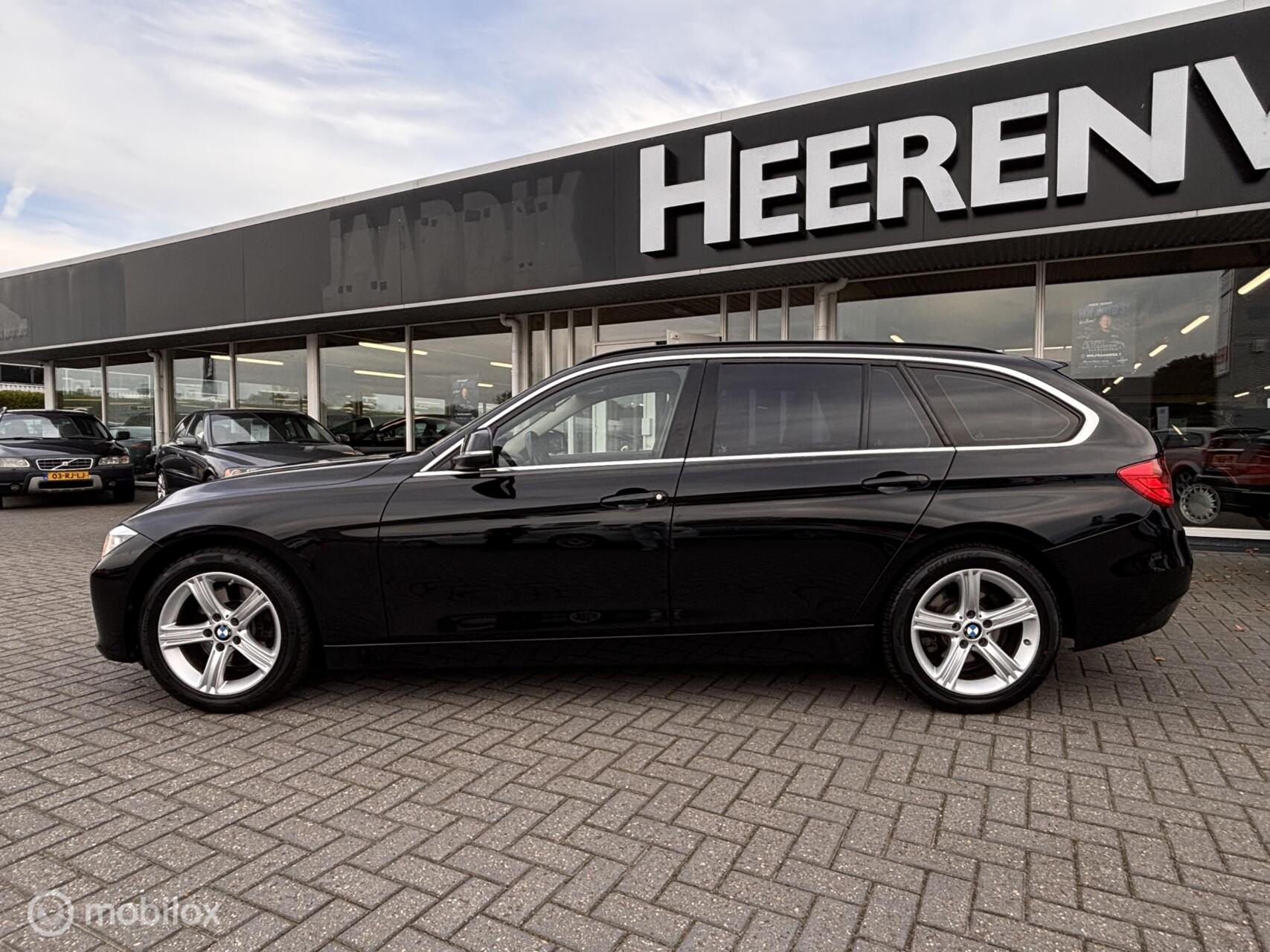Foto van BMW 328i
