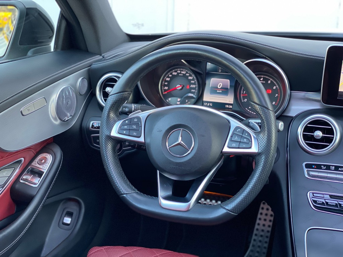 Foto van Mercedes-Benz C 200