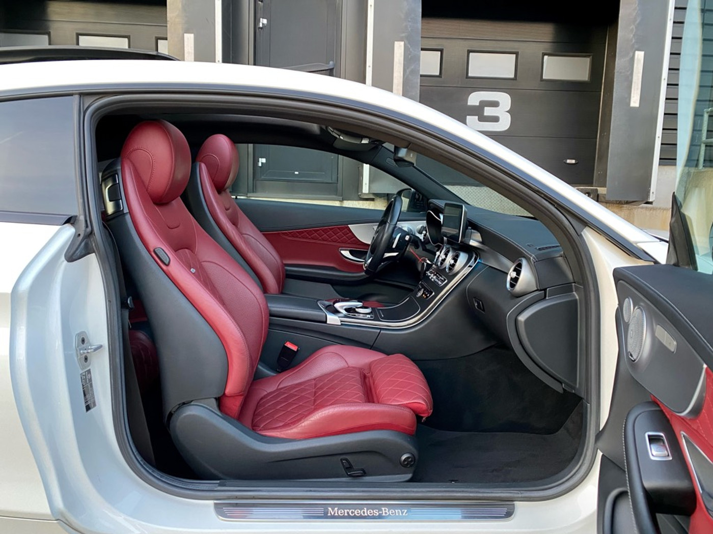 Foto van Mercedes-Benz C 200