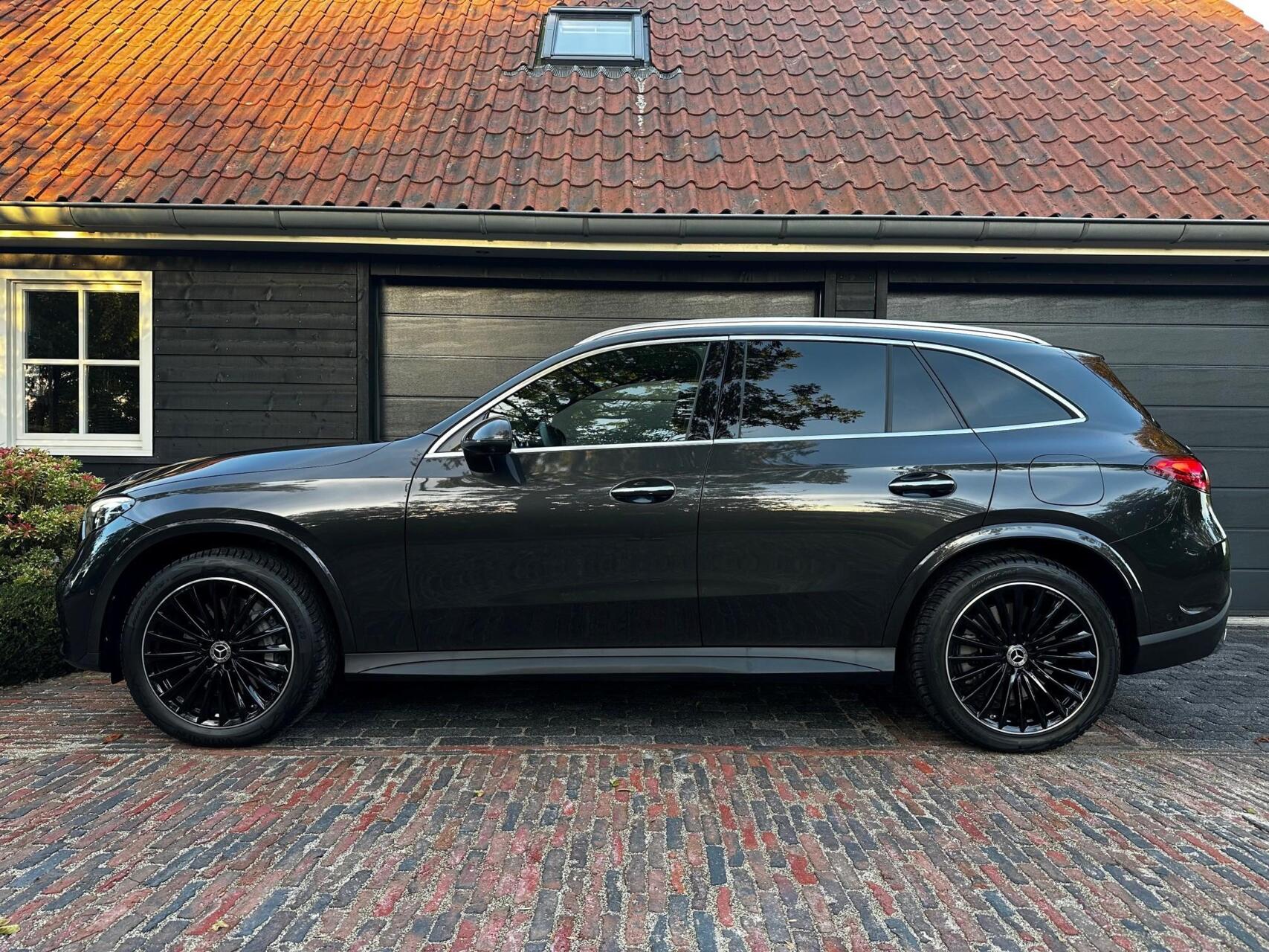 Foto van Mercedes-Benz GLC 300 E 4Matic