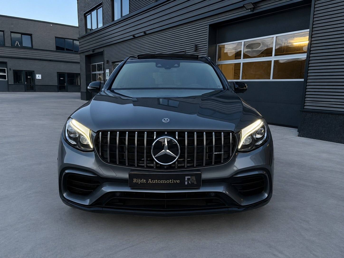 Foto van Mercedes-Benz AMG GLC 63 S 4Matic