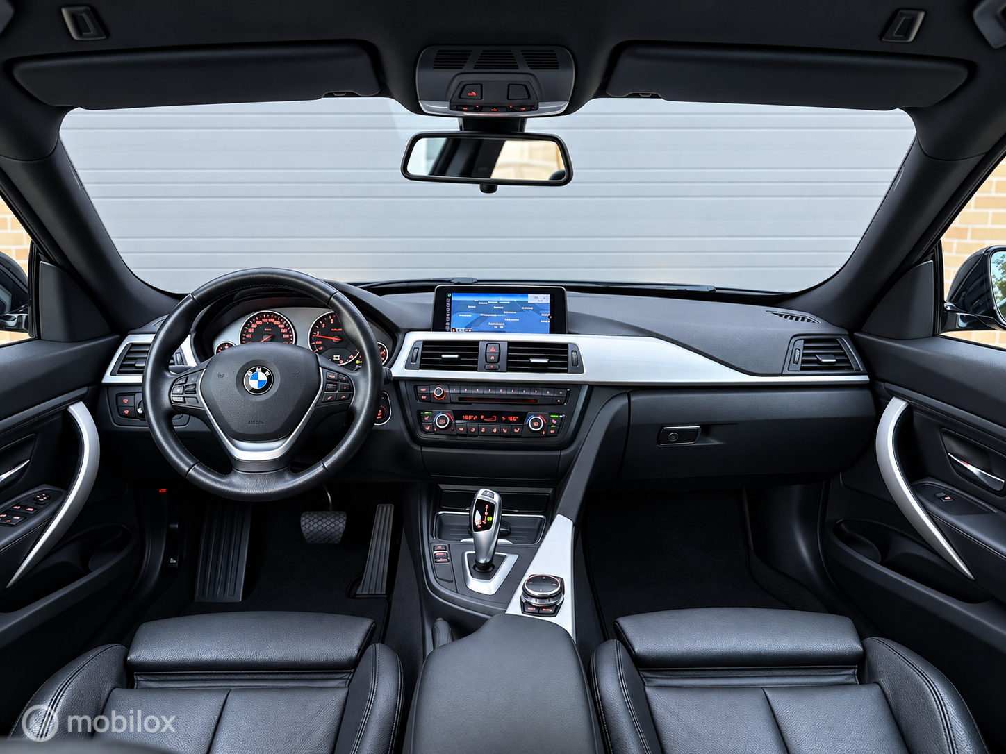 Foto van BMW 320i