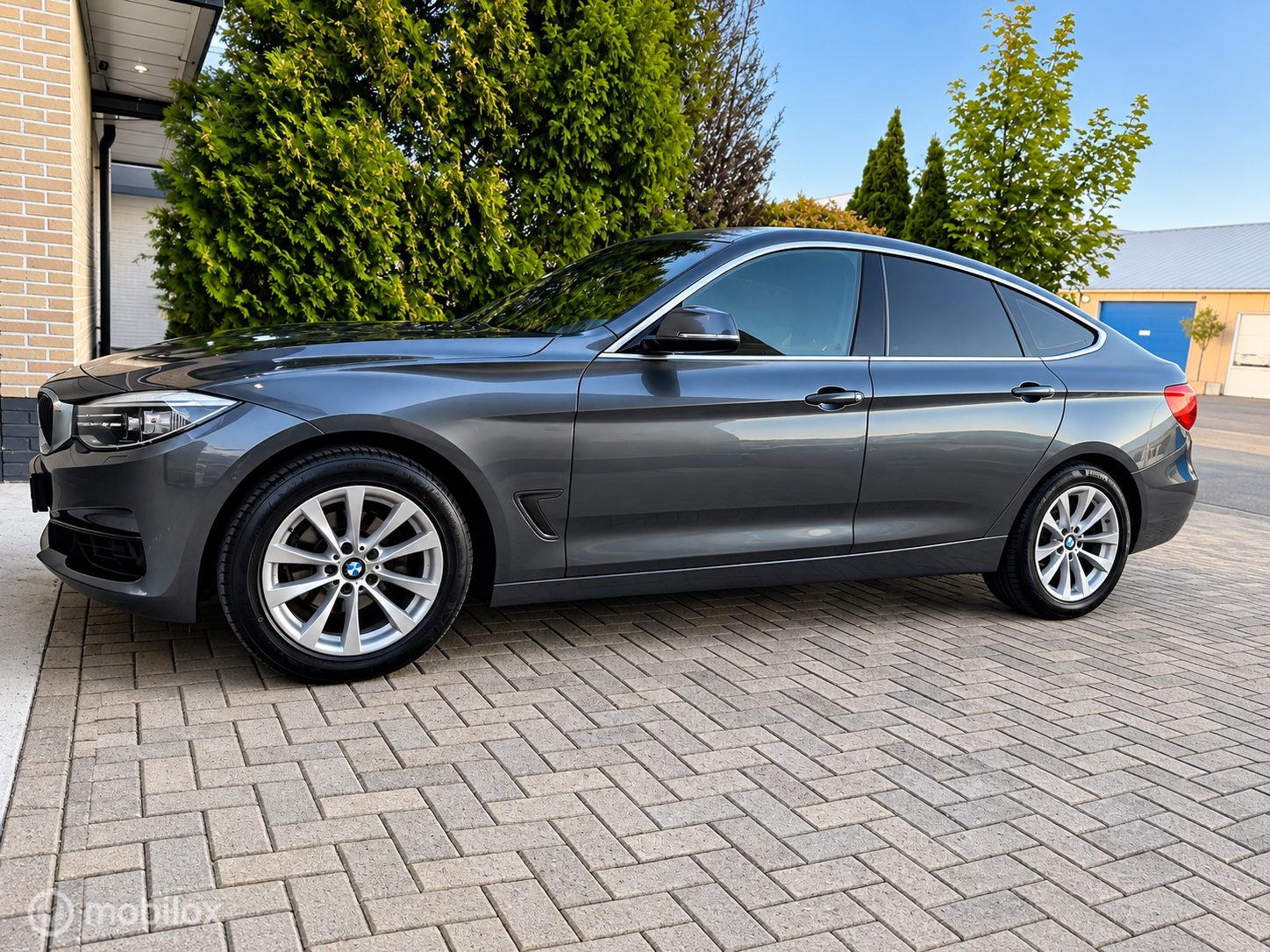 Foto van BMW 320i