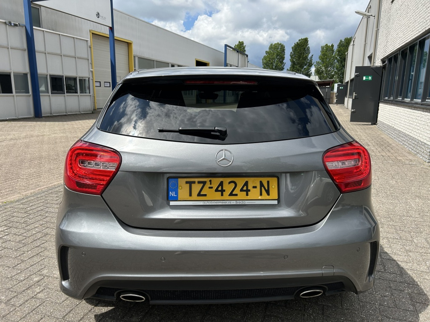 Foto van Mercedes-Benz A 180