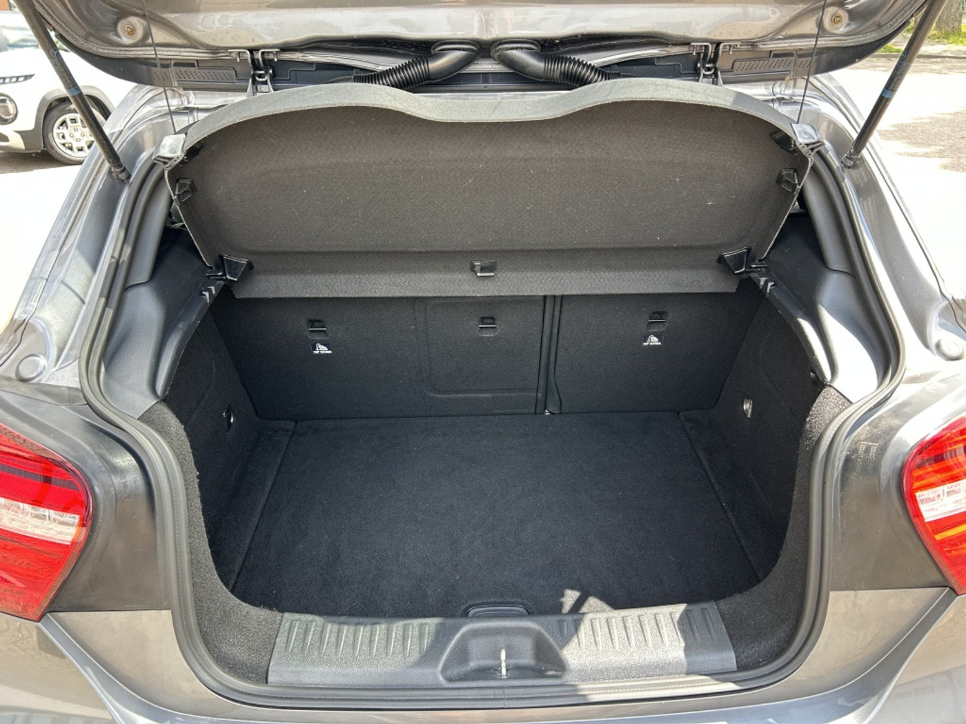 Foto van Mercedes-Benz A 180