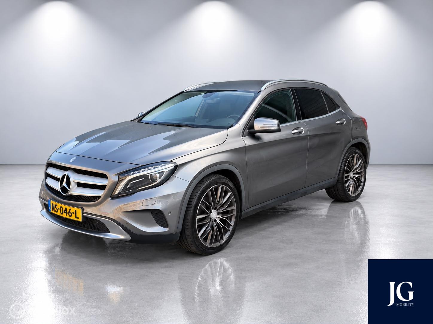 Mercedes-Benz Gla 200 200 Prestige 2014 - voorkant