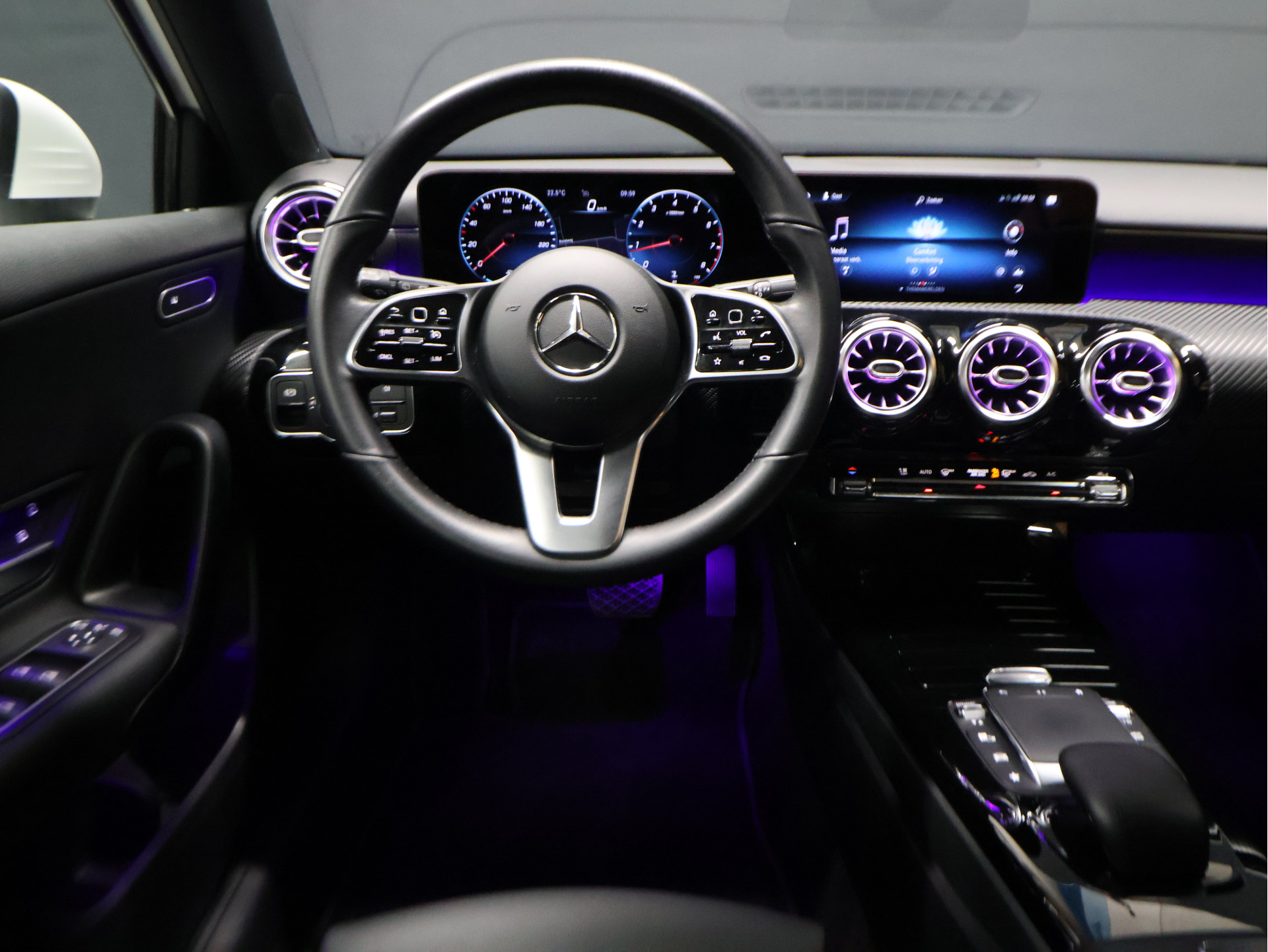 Foto van Mercedes-Benz A 200