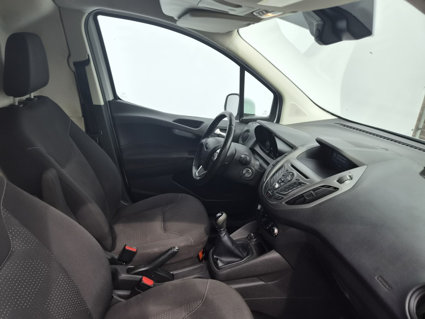 Foto van Ford Transit Courier
