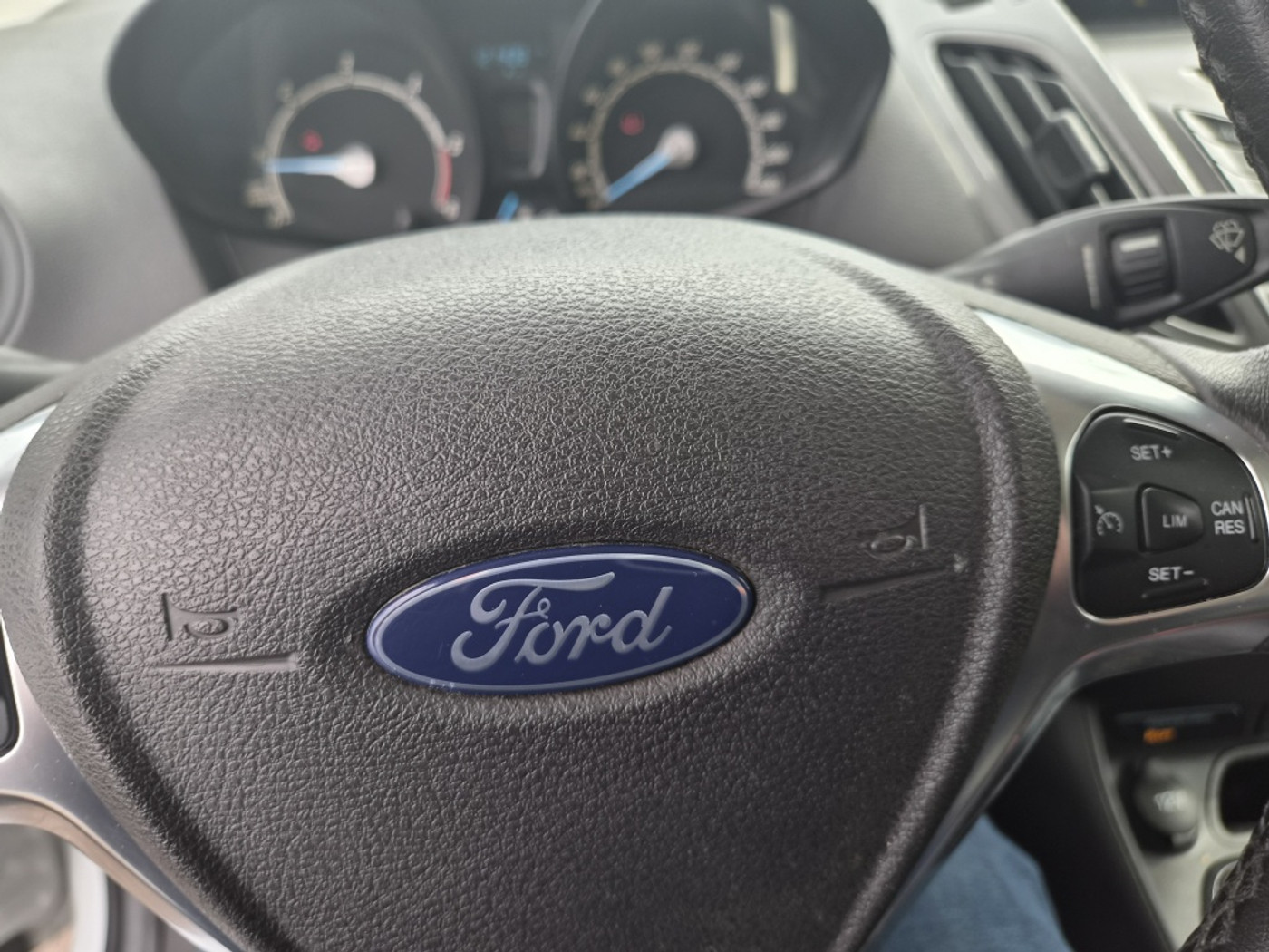Foto van Ford Transit Courier
