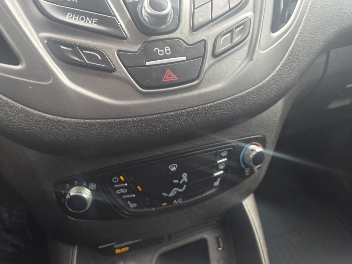 Foto van Ford Transit Courier