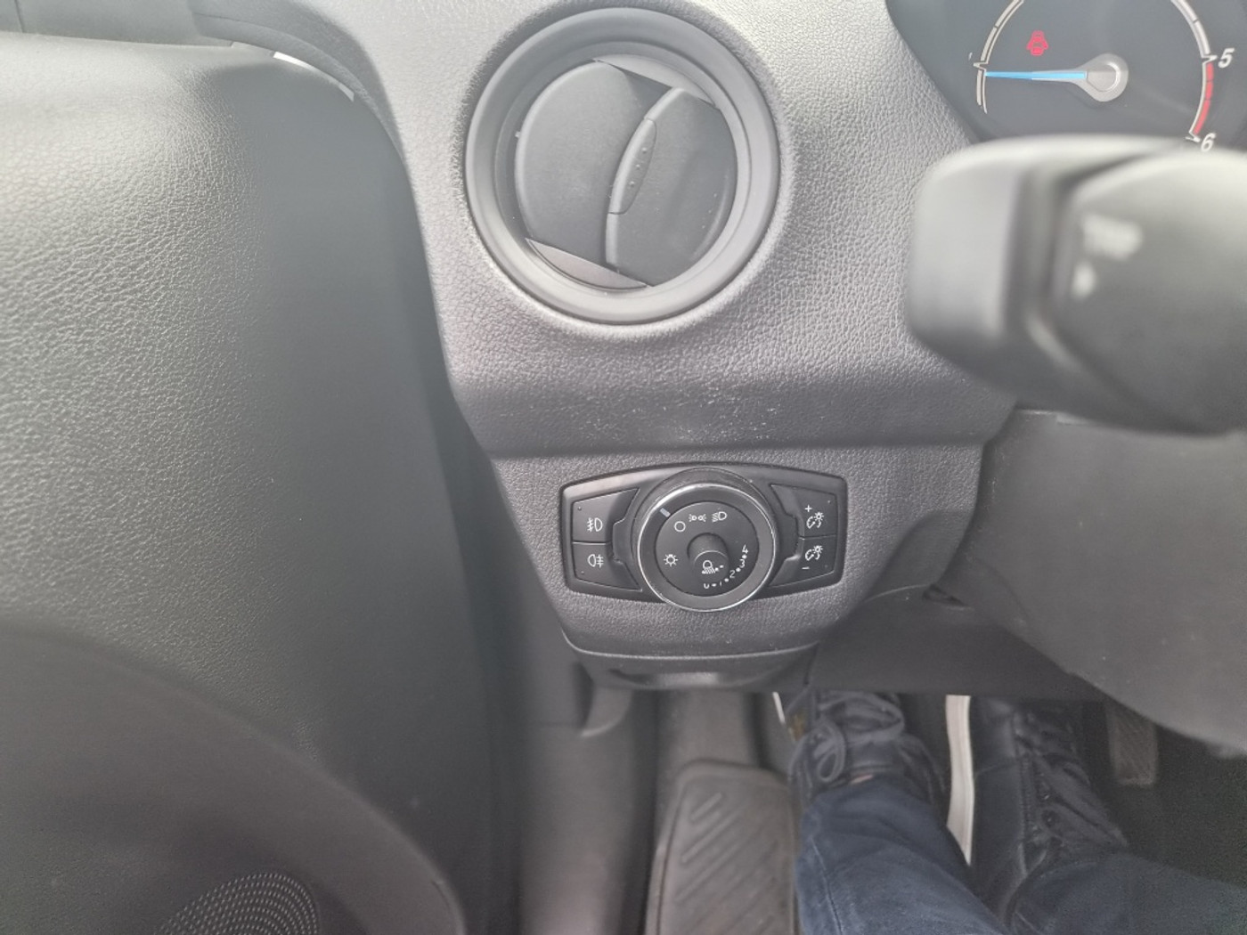 Foto van Ford Transit Courier