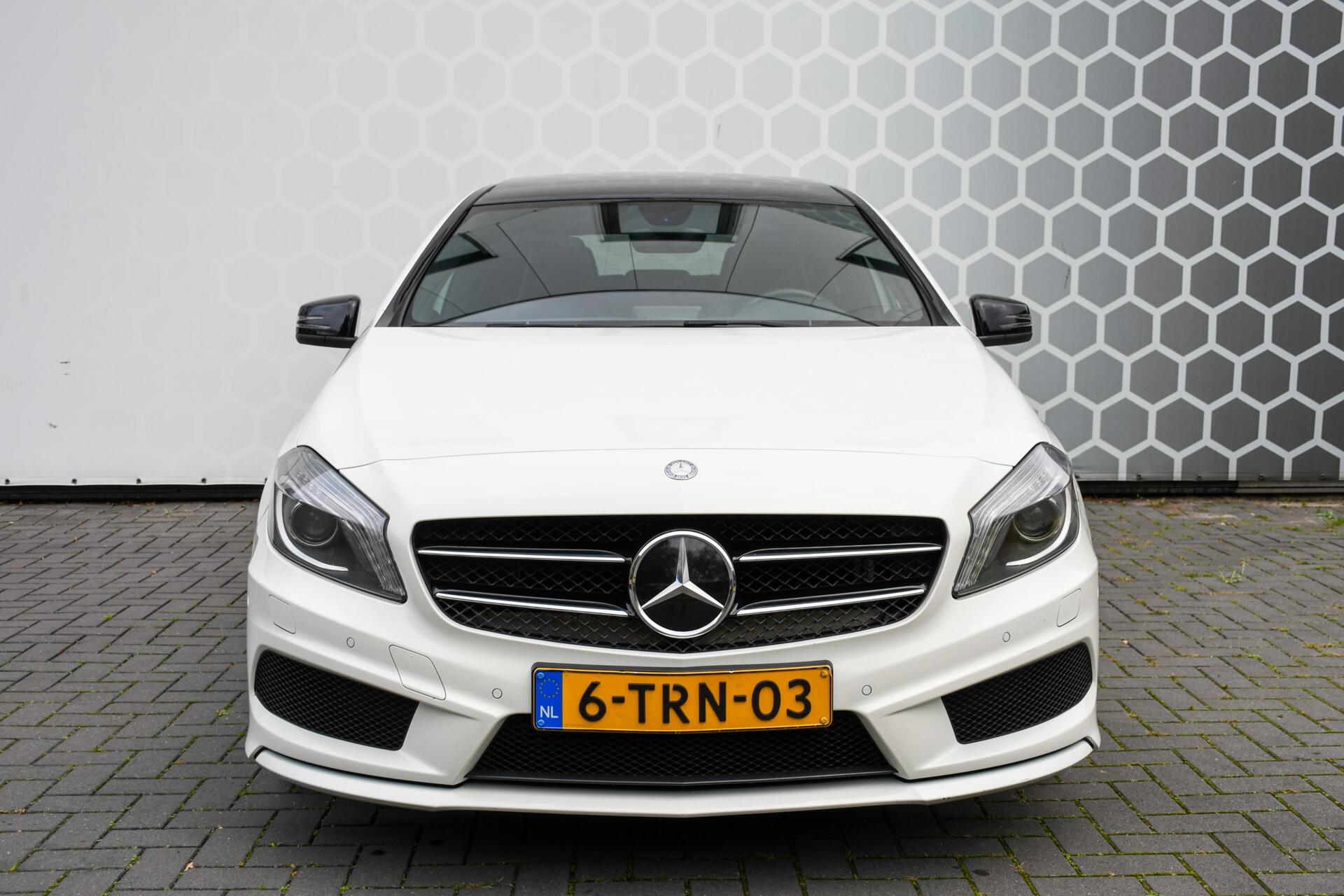 Foto van Mercedes-Benz A 180