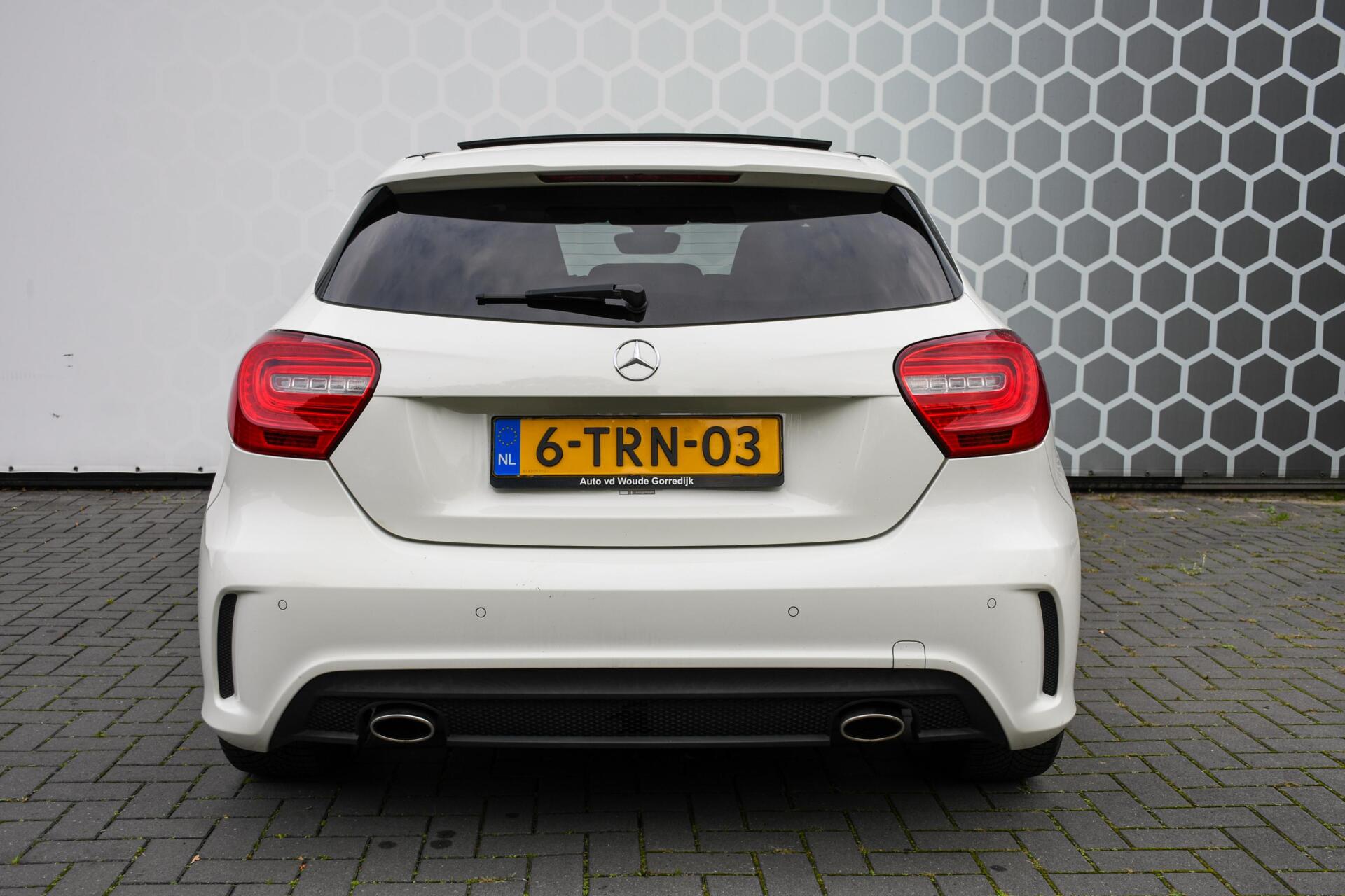 Foto van Mercedes-Benz A 180