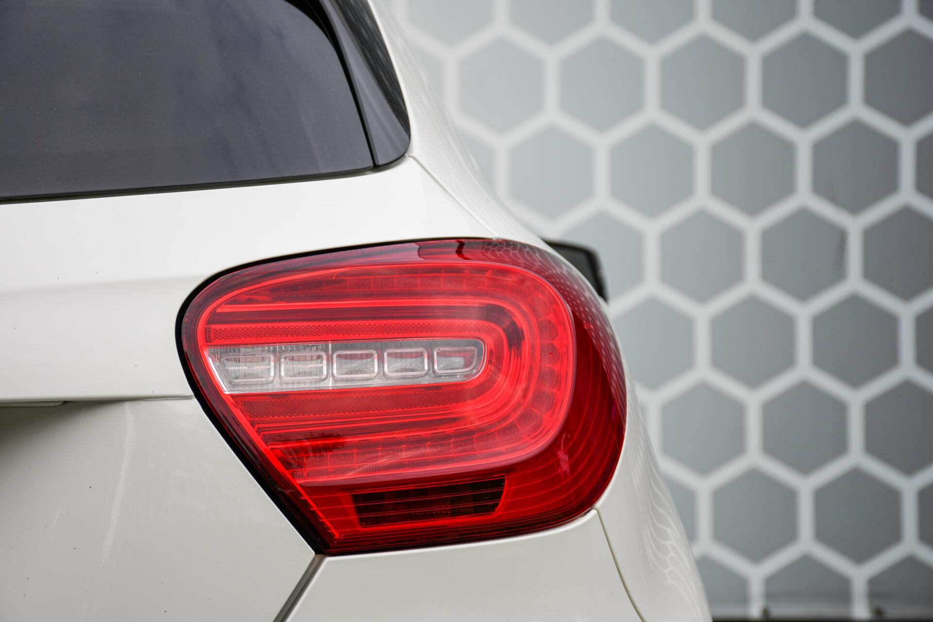 Foto van Mercedes-Benz A 180