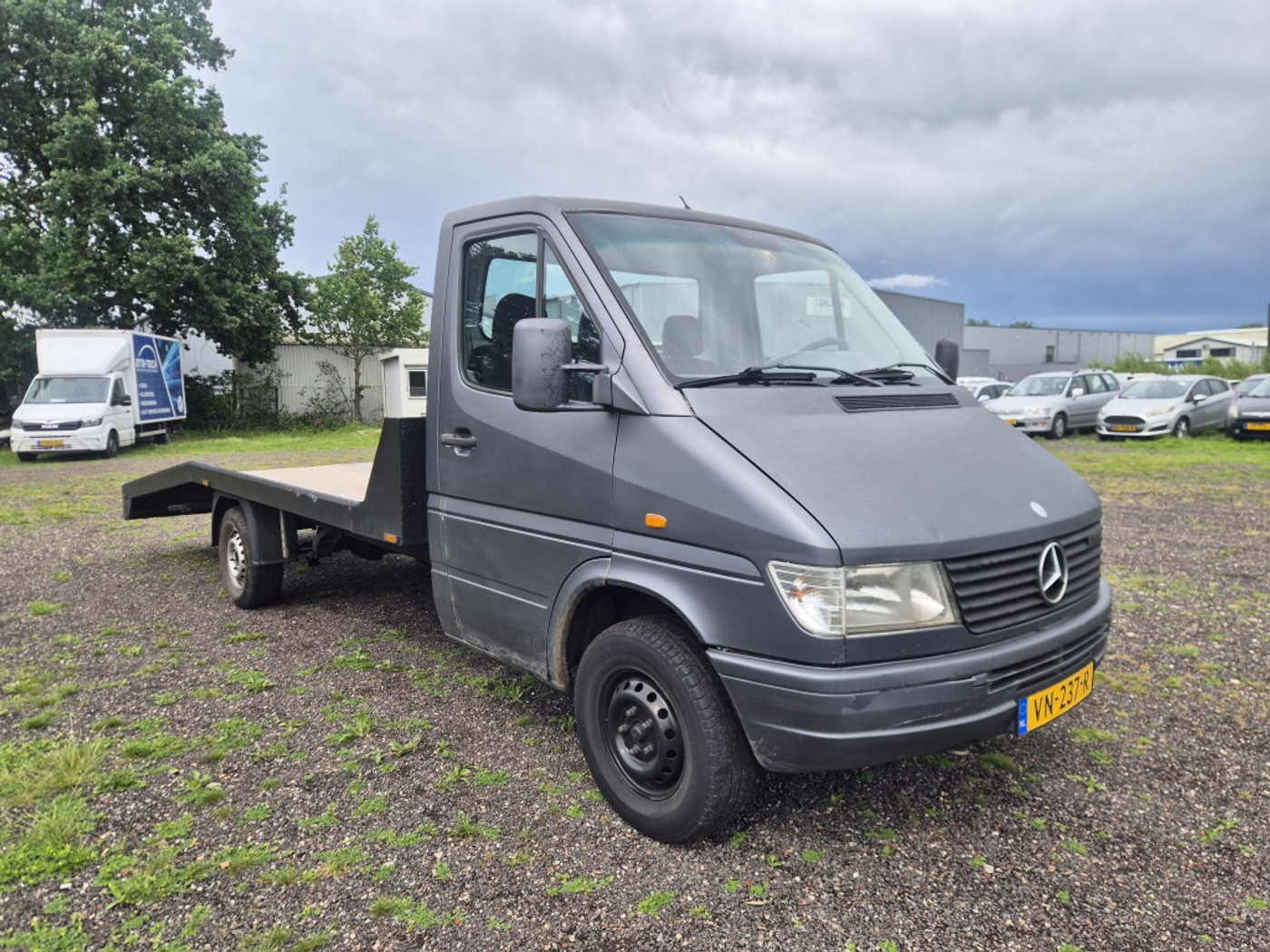 Mercedes-Benz 310 D 310 D Xlang oprijwagen, 1480kg laden 1998 - voorkant