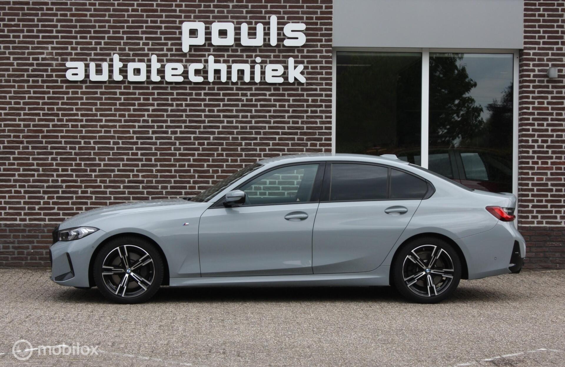 Foto van BMW 330i