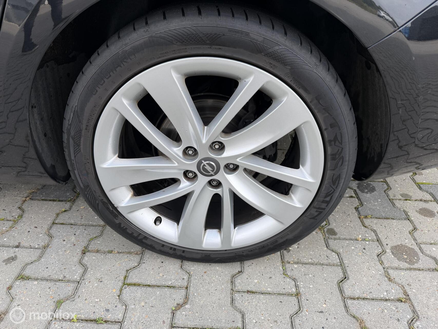 Foto van Opel Astra Sports Tourer