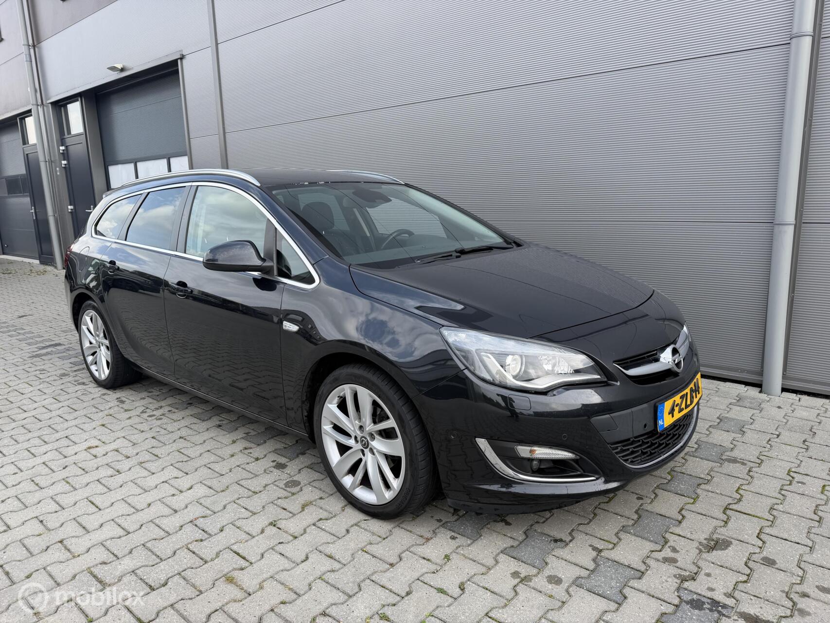 Foto van Opel Astra Sports Tourer