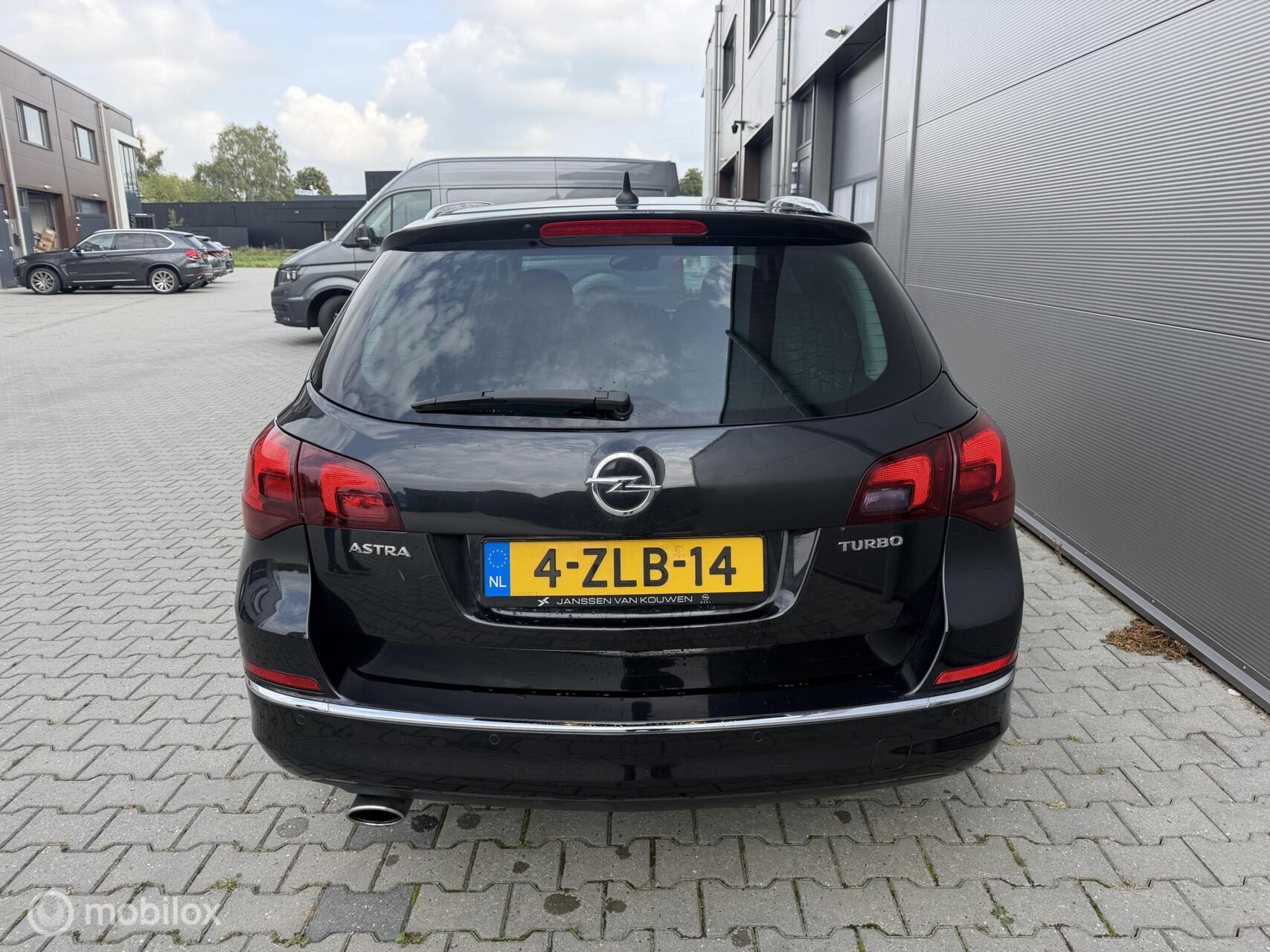 Foto van Opel Astra Sports Tourer