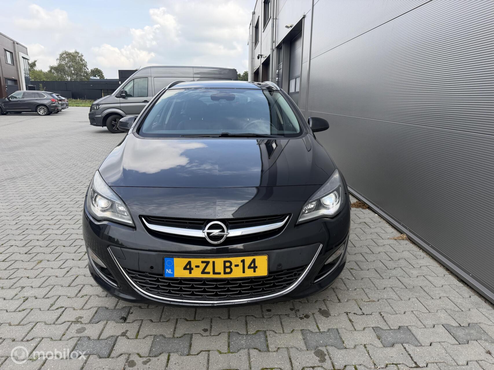 Foto van Opel Astra Sports Tourer