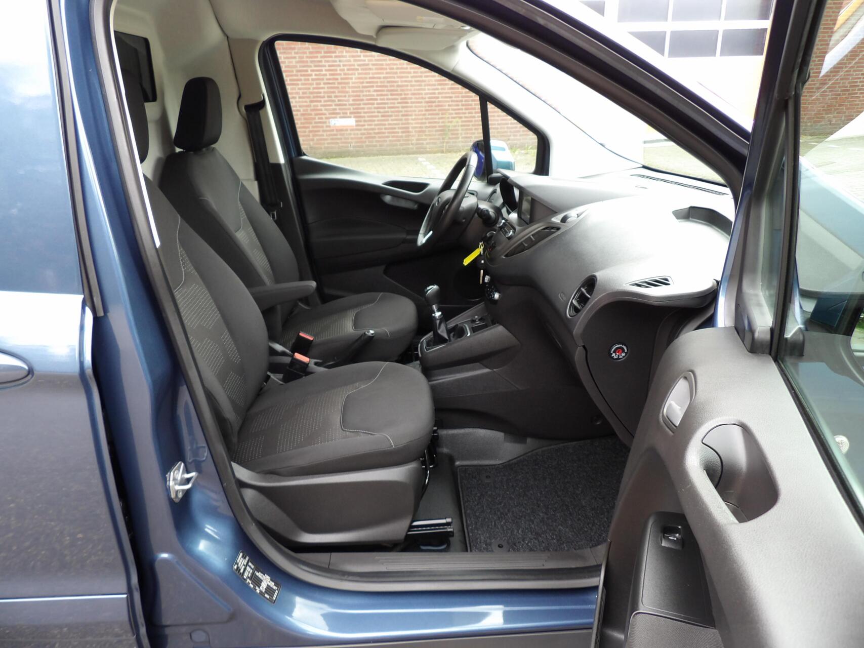 Foto van Ford Transit Courier
