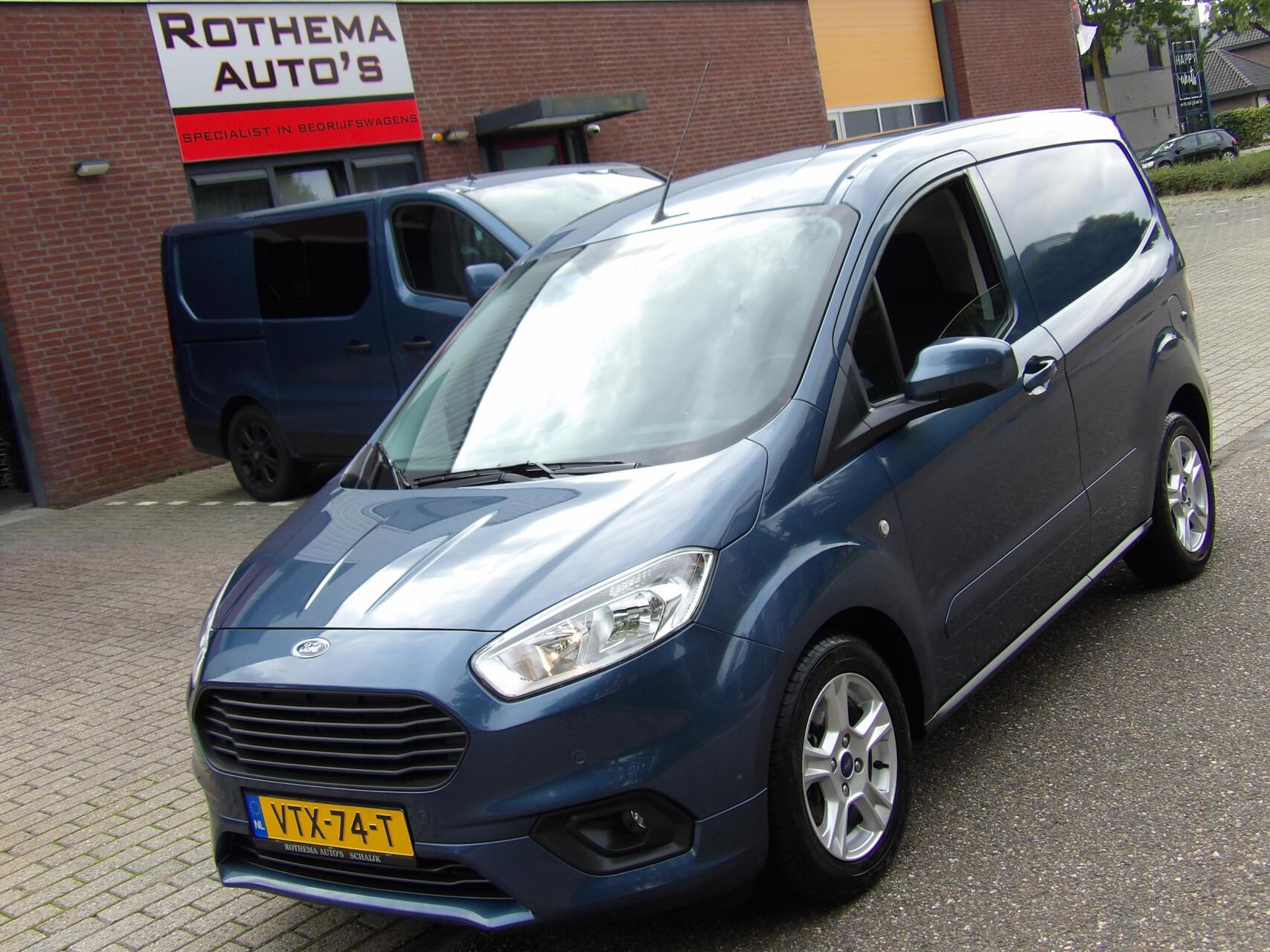 Foto van Ford Transit Courier