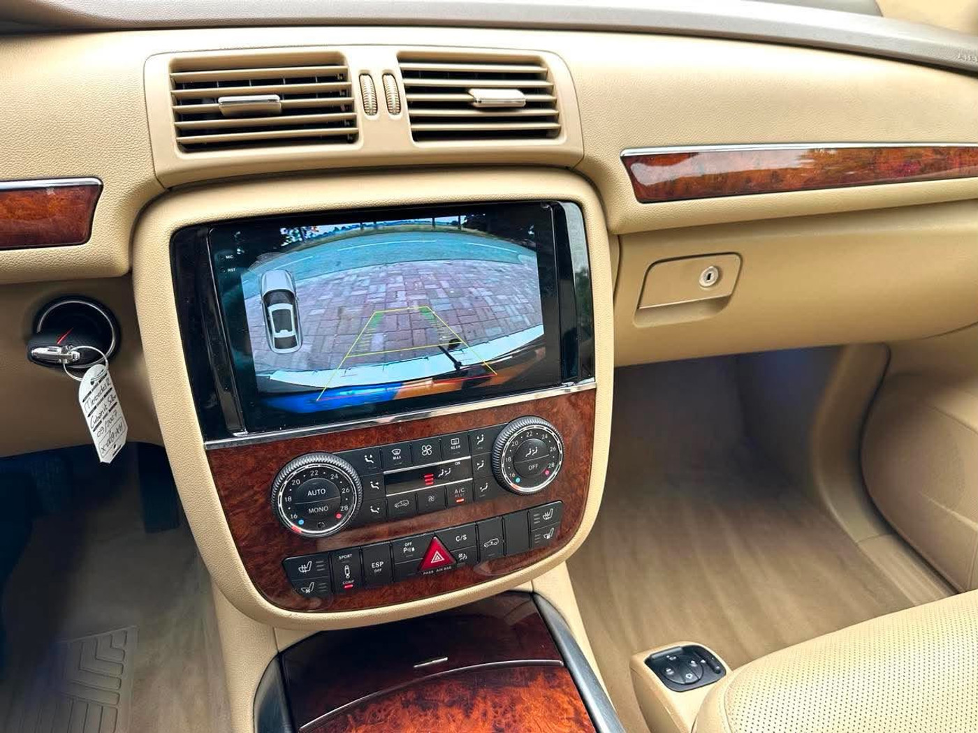 Foto van Mercedes-Benz R 500 4Matic