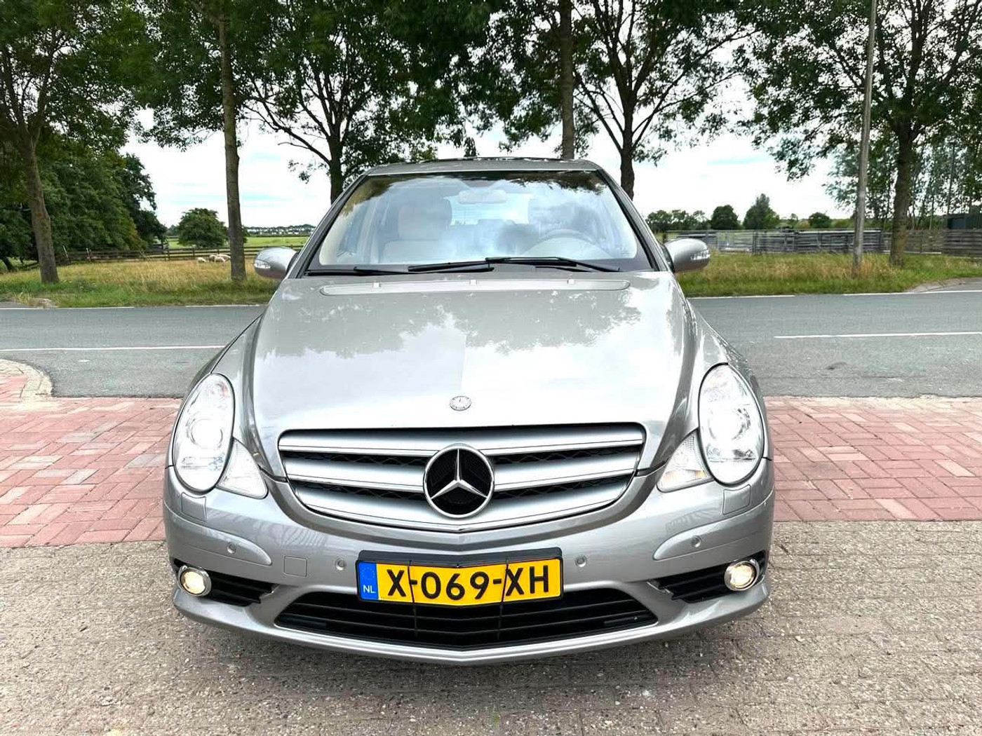 Foto van Mercedes-Benz R 500 4Matic