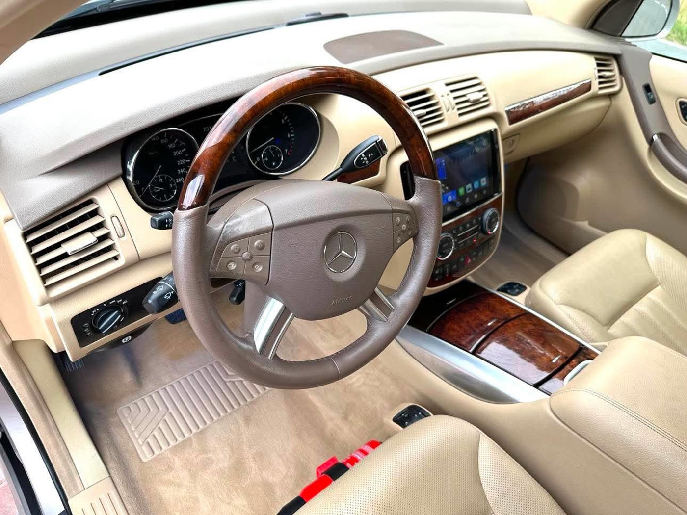Foto van Mercedes-Benz R 500 4Matic