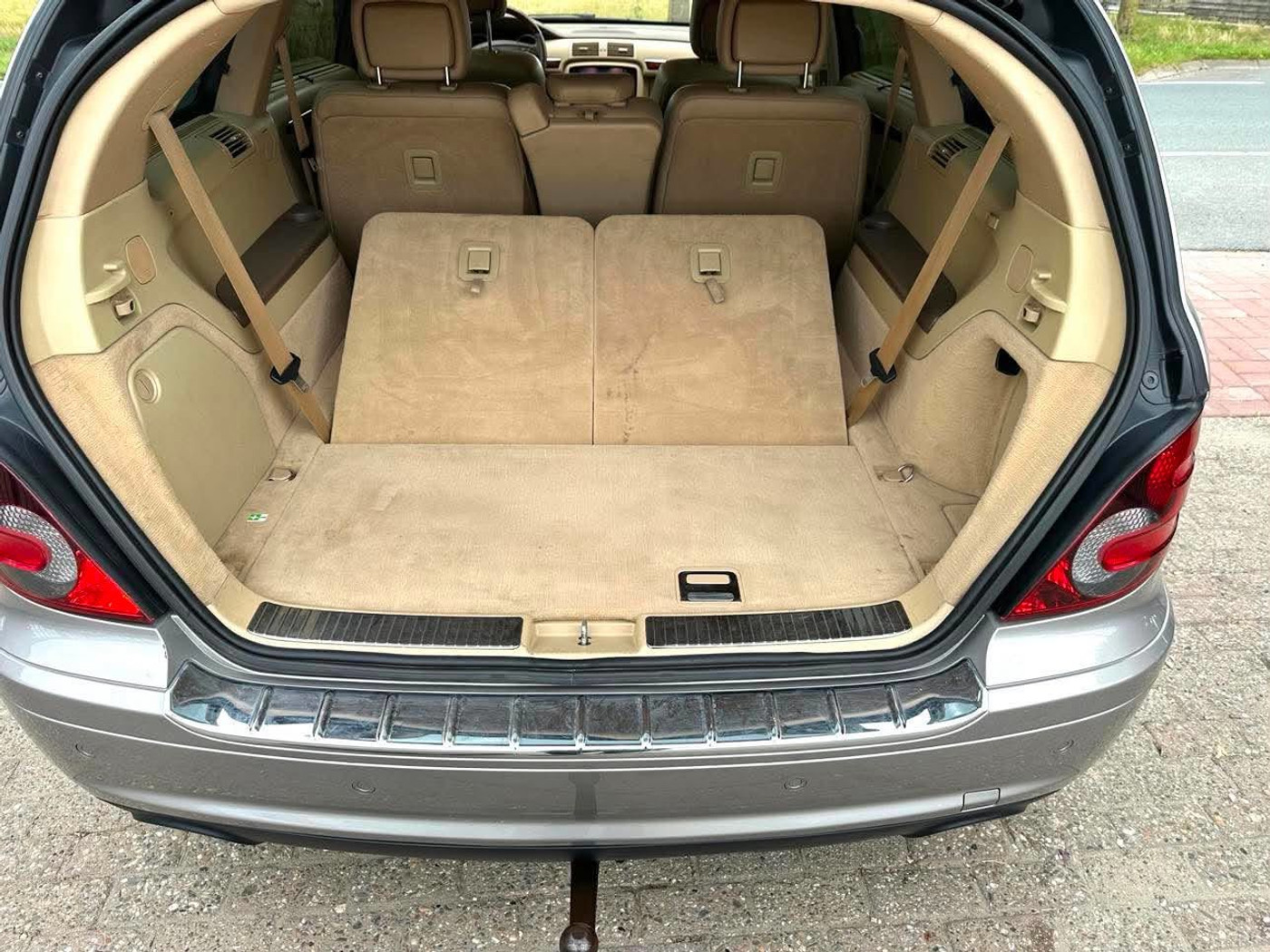 Foto van Mercedes-Benz R 500 4Matic